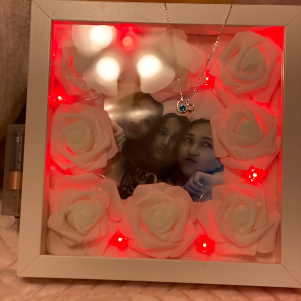 Lightning frame - Picture 2 of 3